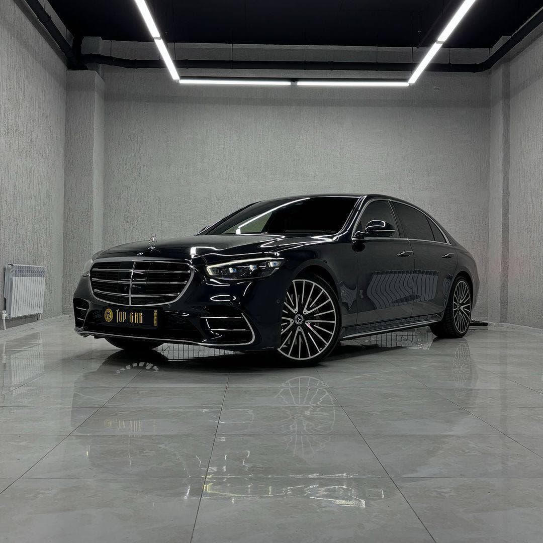 Mercedes-Benz W223 S580